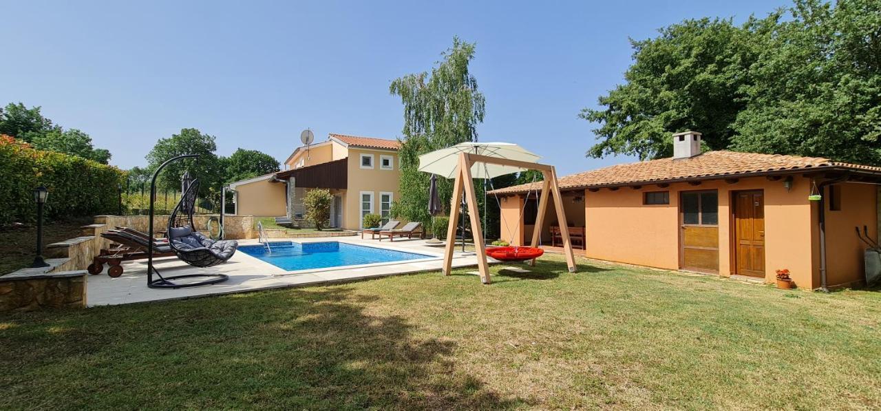 Sunny Garden Villa With Pool Loborika Exterior photo
